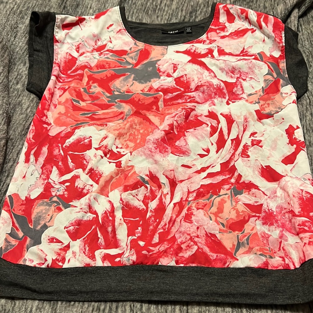 Apt 9 petite small floral top
